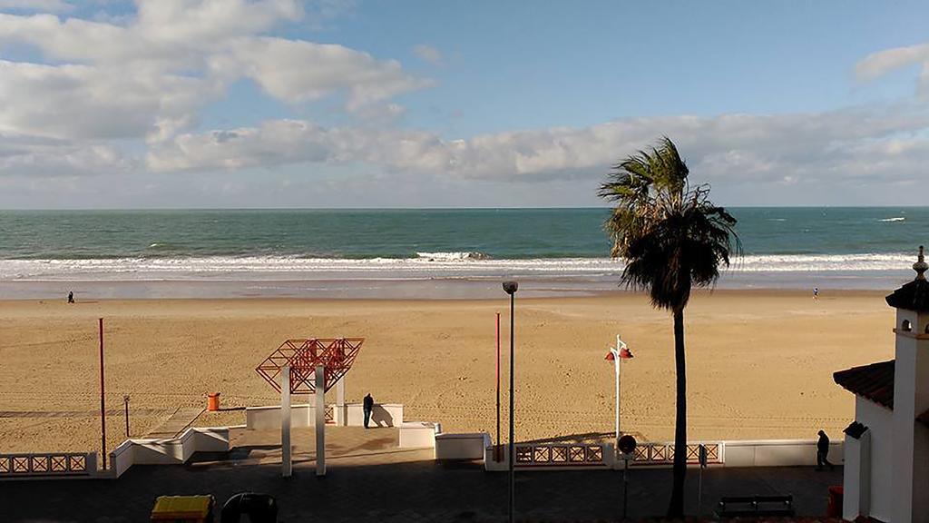 Novena Little * Cadiz